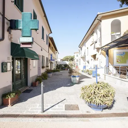 Via Del Mare 3 *